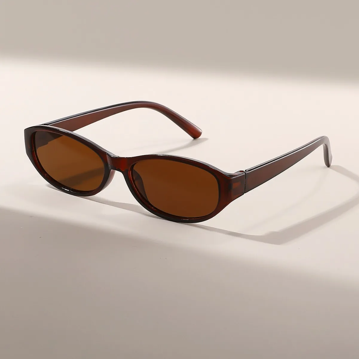 Retro Vintage Ovale Zonnebril  - Designer Sunglasses recensie en prijs